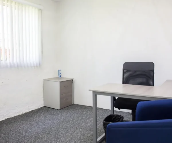 Oficina privada con sala en Gomac Arboledas, oficinas en renta en Guadalajara