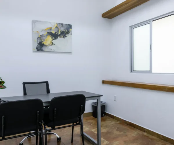Oficina privada en Gomac Col. Americana, oficinas en renta en Guadalajara