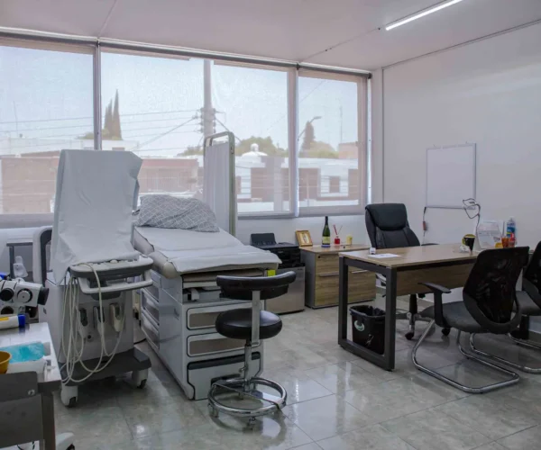 Consultorio en Gomac Glorieta la Estampida, oficinas en renta en Guadalajara