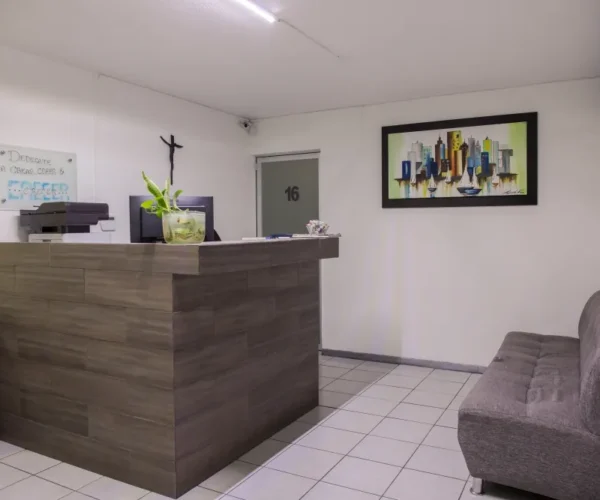 Recepción en Gomac Ladrón de Guevara, oficinas en renta en Guadalajara