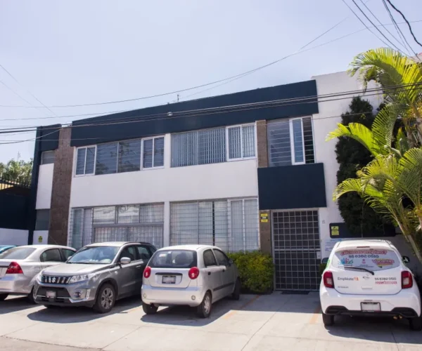 Fachada en Gomac Minerva, oficinas en renta en Guadalajara