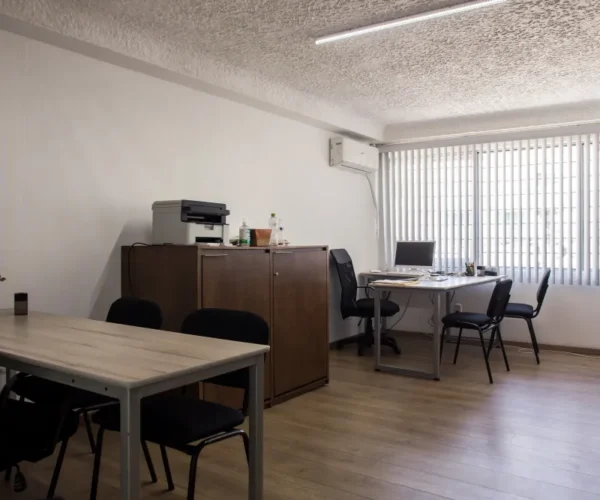 Oficina amplia en Gomac Minerva, oficinas en renta en Guadalajara